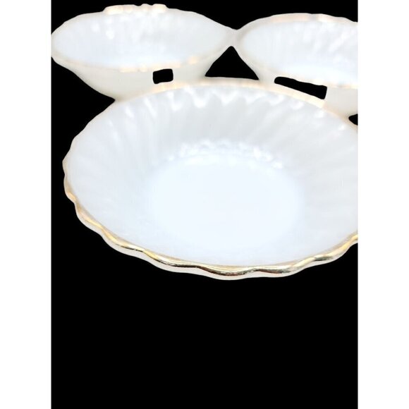 Anchor Hocking Ring Dish 3 White Milk Glass Bowl Scalloped Edges 4.75" Vintage - Picture 3 of 10